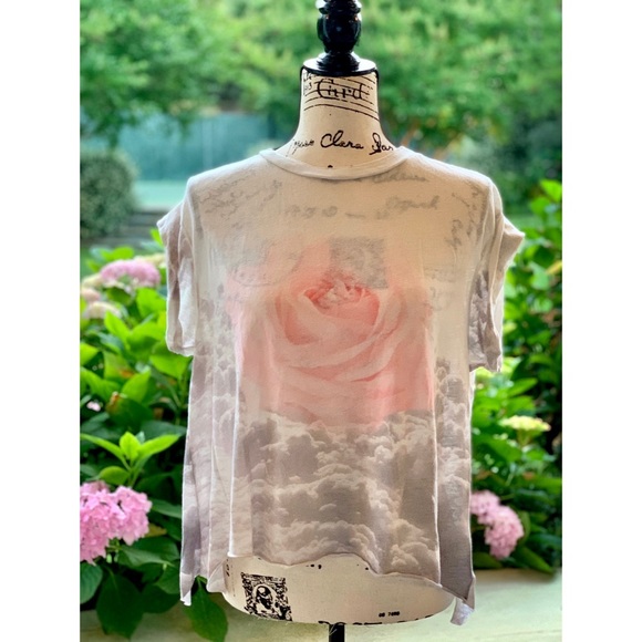 WILDFOX💋|| Cloudy Pink Rose Crewneck Tee - Picture 2 of 12